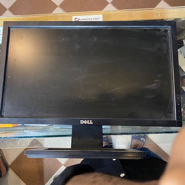 Dell 19 Inch Urgent Sell 0