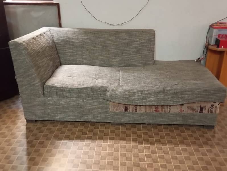 Urgent L Shape 6 seater For sale 3