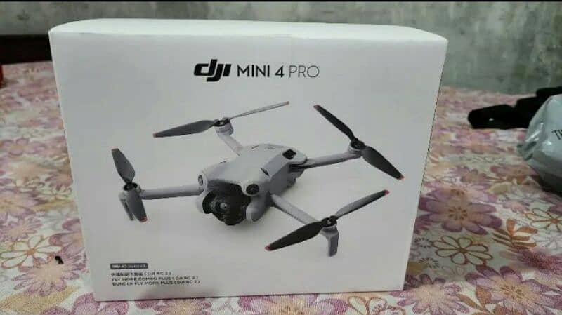 DJI MINI 4 PRO FLY MORE COMBO PACK 10/10 MINT CONDITION 0