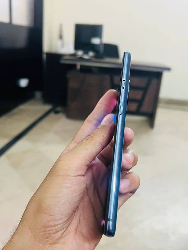 One Plus 7t dual sim approved 4