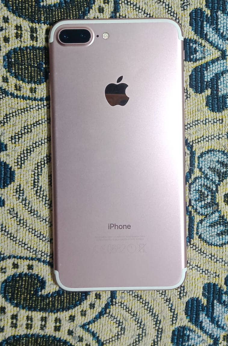 iPhone 7+ (32GB) (PTA approved) (10/10 condition just like new) 0