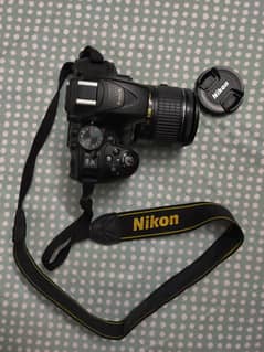 Nikon D5300 with Box