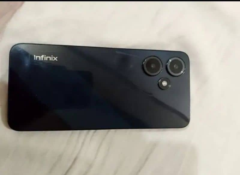 Infinix hot 30play 1