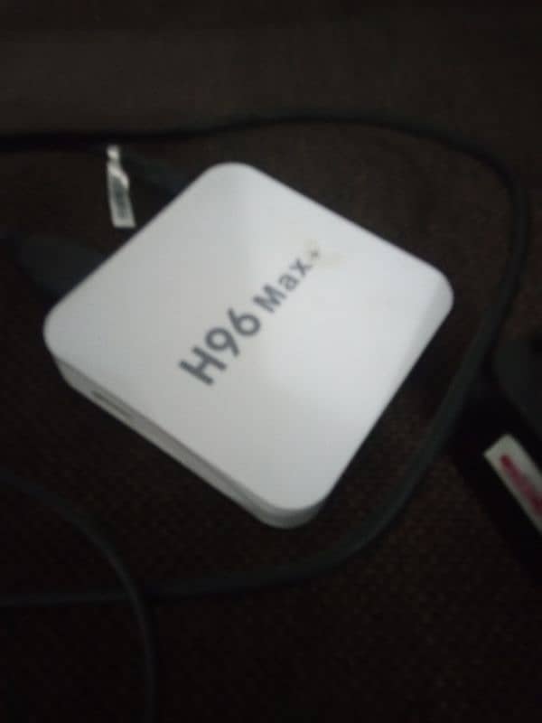 I am selling my android box so see description 0