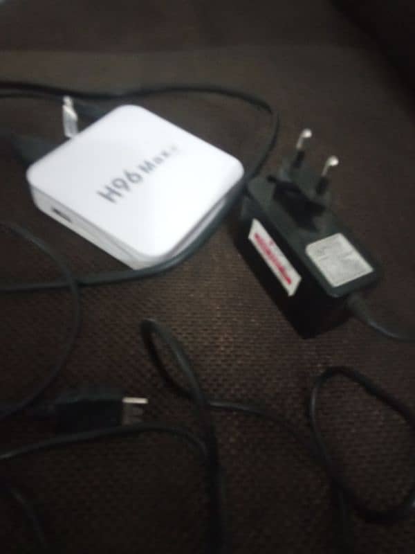 I am selling my android box so see description 1