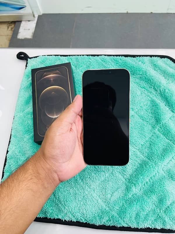 iPhone 12 Pro Max PTA 256GB 1