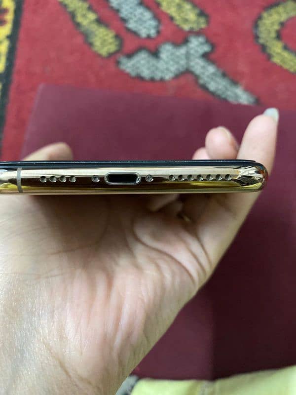 iphone Xs max, 256 Gb, PTA Approved 5