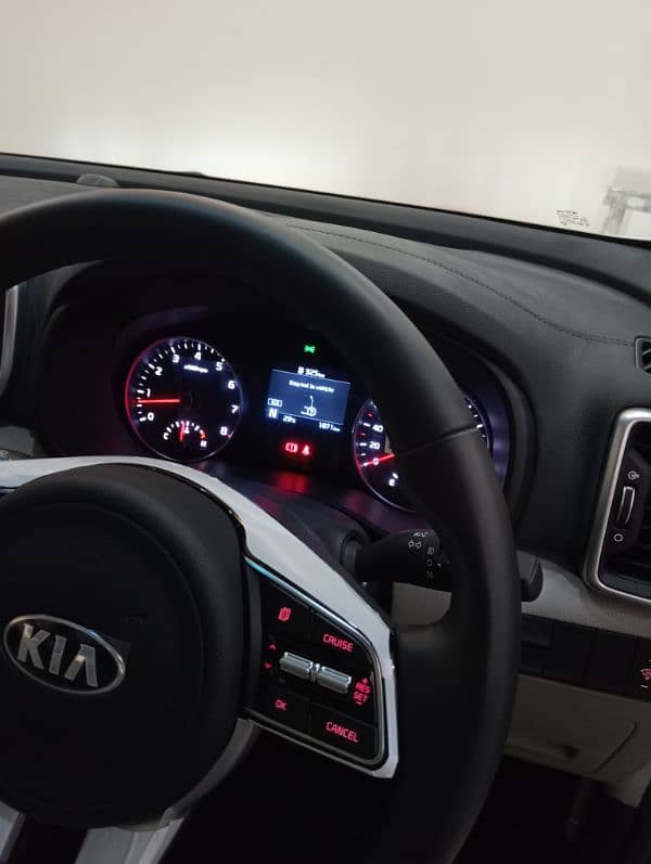 KIA Sportage 2024 8