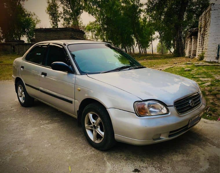 Suzuki Baleno 2003 end in mint condition 0