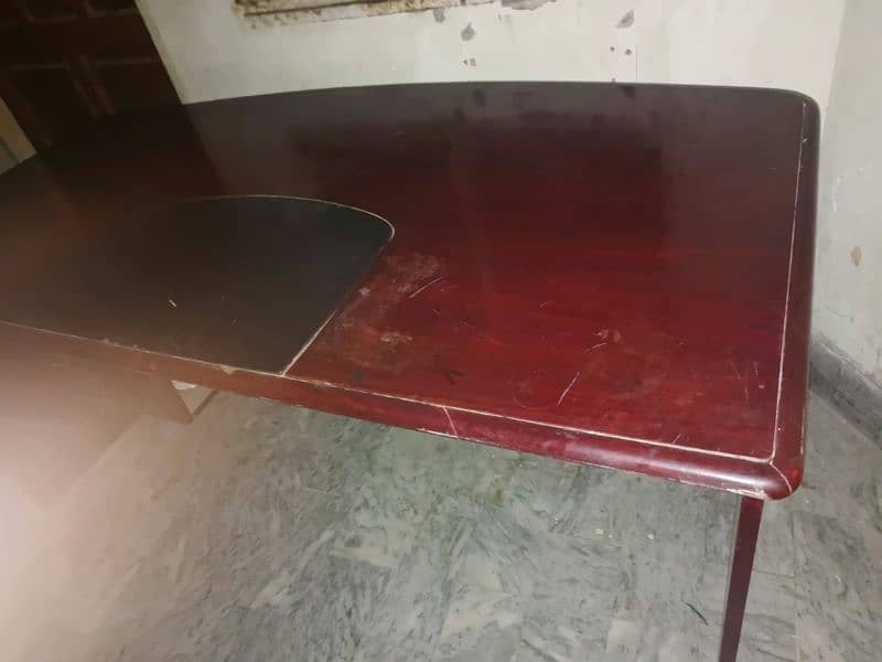 office wood table urgent for sale 7