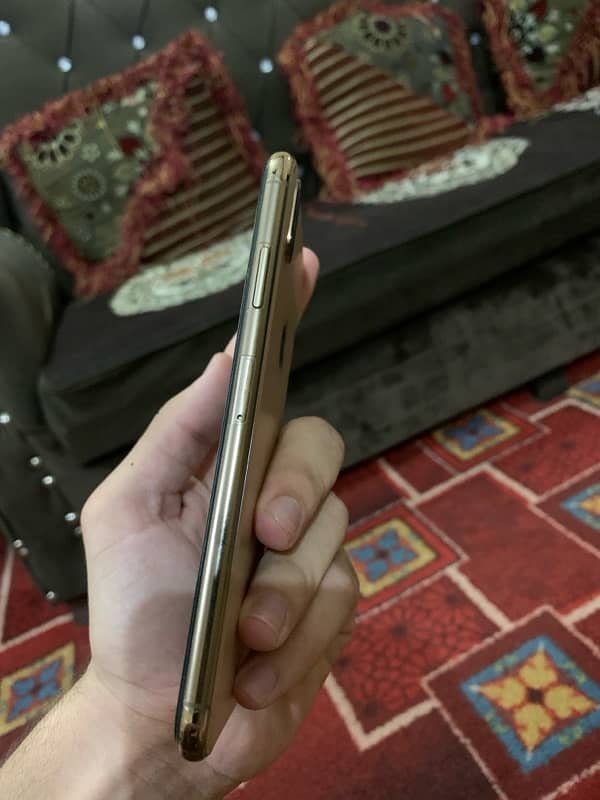 xs max 0