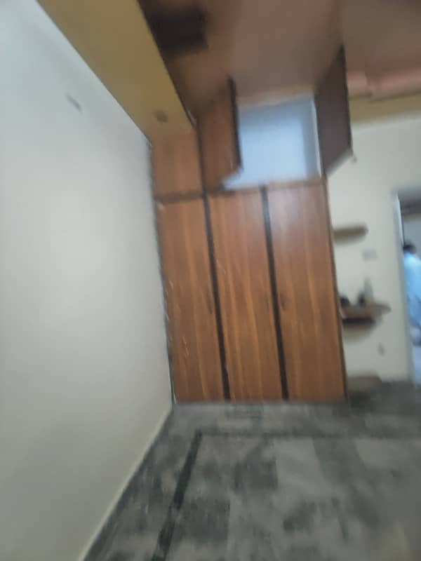 5 MARLA UPPER PORTION URGENT FOR RENT IN ALLAMA IQBAL TOWN LAHORE 0