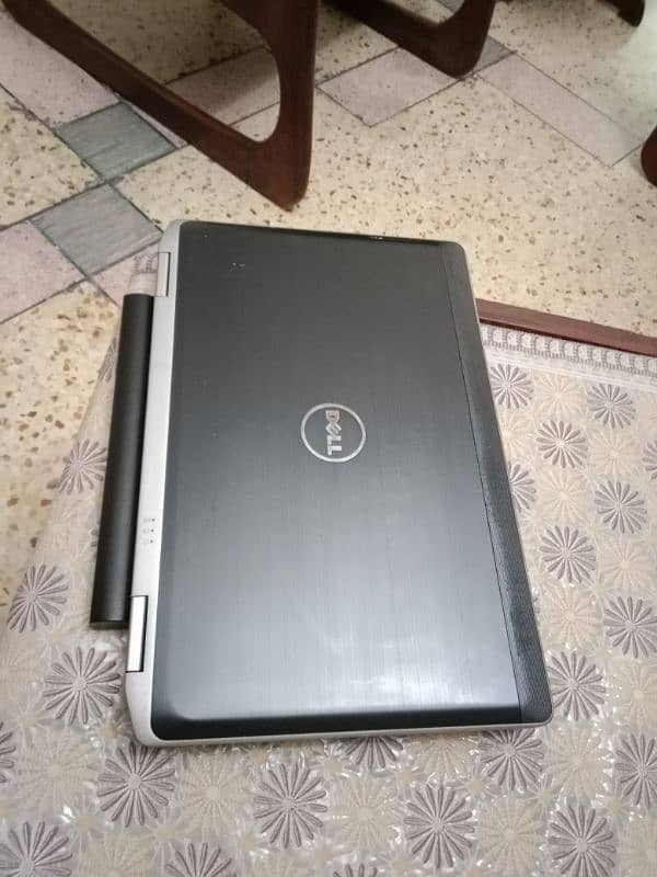 Dell Latitude E6430  Core i5 3rd gen, 9cell battery, good condition 9