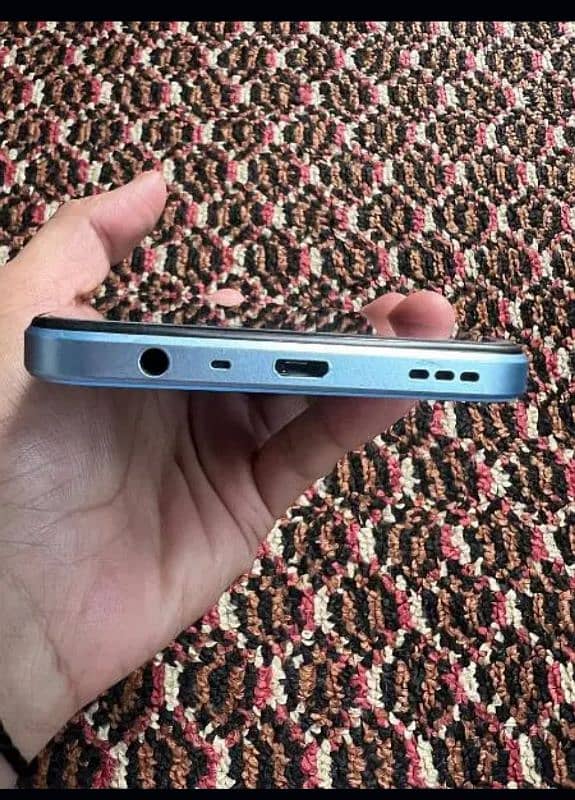 oppo A17  belkul ok hai dabba+charger b hai 4