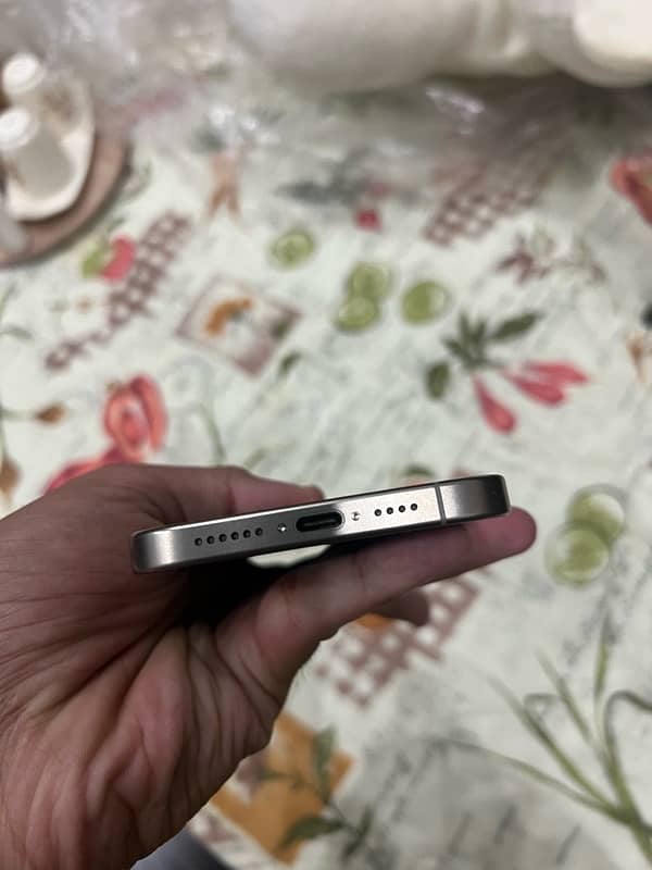 15 pro max 256 gb hk model 2