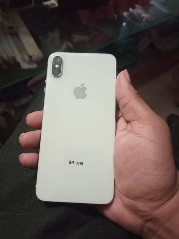 iphone xs max 3