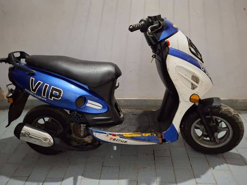 ladies Scooty 0