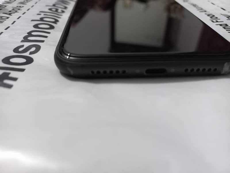 iPhone 11 non pta jv 64 gb 7