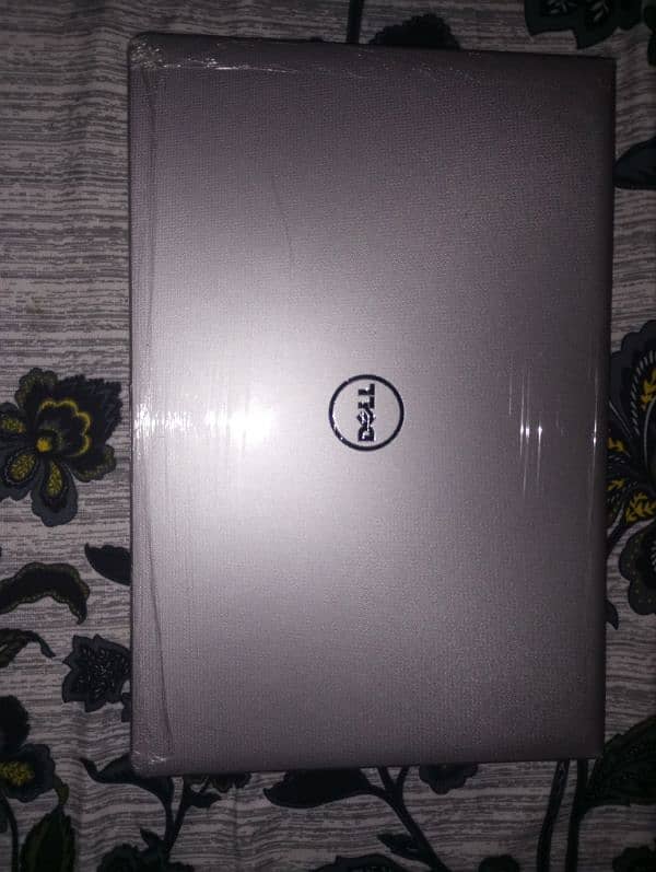 Inspiron Dell Laptop 3