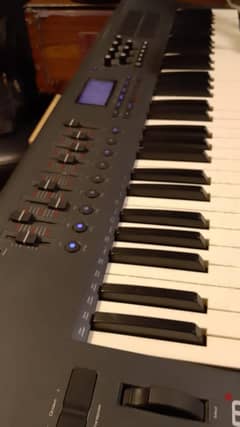 M-Audio Axiom 61 key midi controller Sami weighted keys