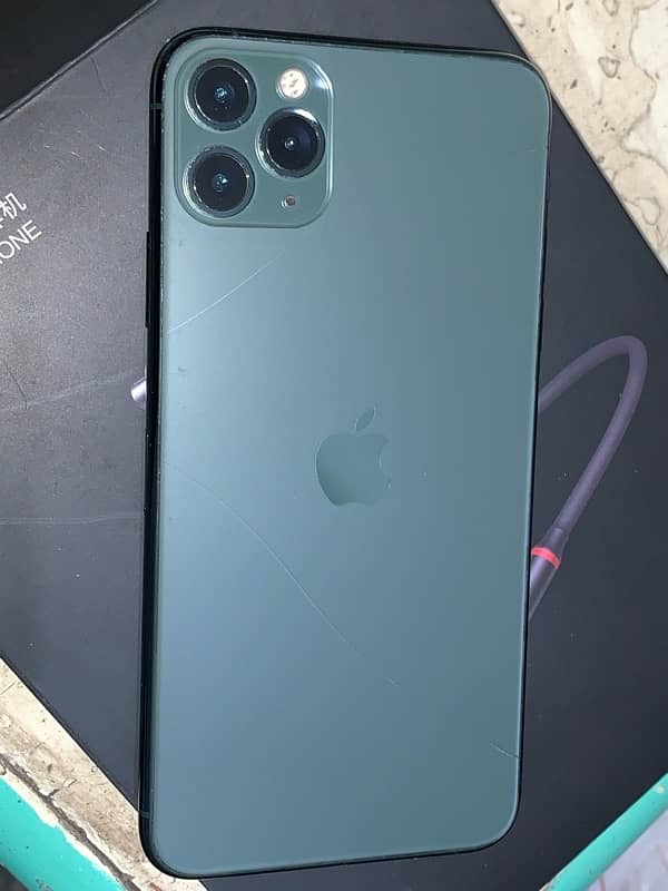 I phone 11pro MAX Non pta 256 GB factory unlocked 1