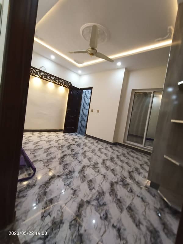 we are offering a 6.11 marla house for sale in bahria home Lahore 5