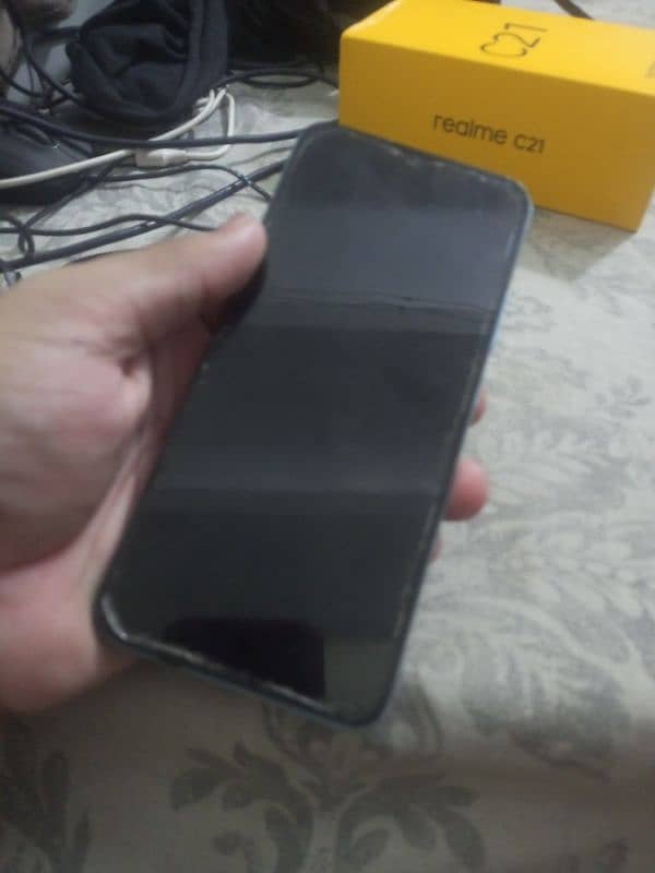 Realme C21 4/64 urgent sell 6