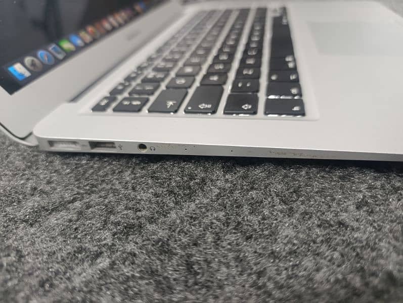 MacBook Air 2017 13 inch 2