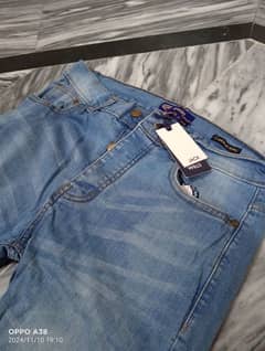 jeans blue colour pant (slim fit)