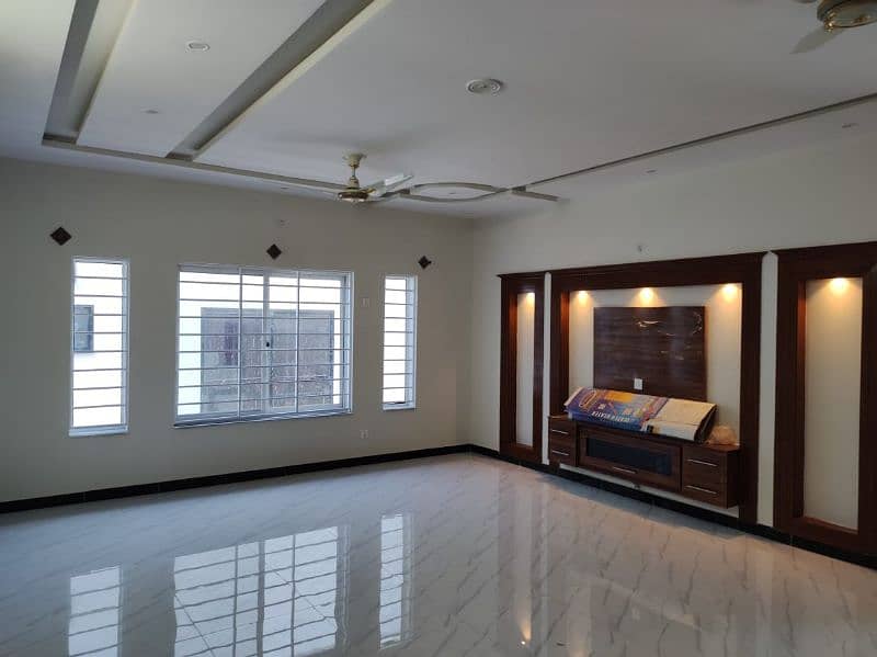 House for rent in G-16 Islamabad 3