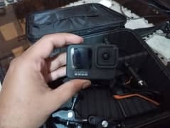 GoPro Hero 9, 2 batteries, Charging hub, card, box