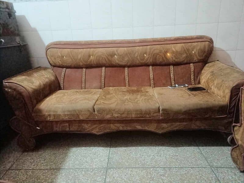 3 2 1 sofa urgent sale 0