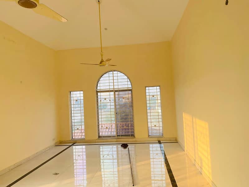 34 Marla Beautiful Upper Portion Available For Rent In Low Budget 11