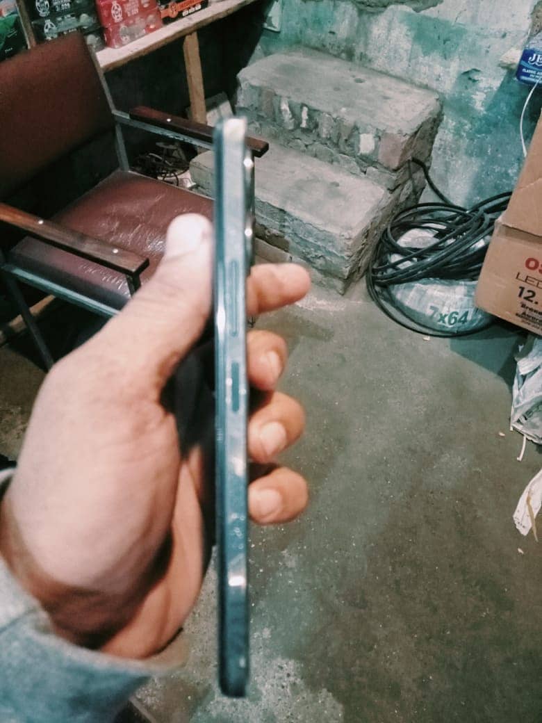 urgent seiiling my vivo y17s 5