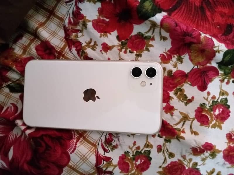 iphone 11 non PTA 3