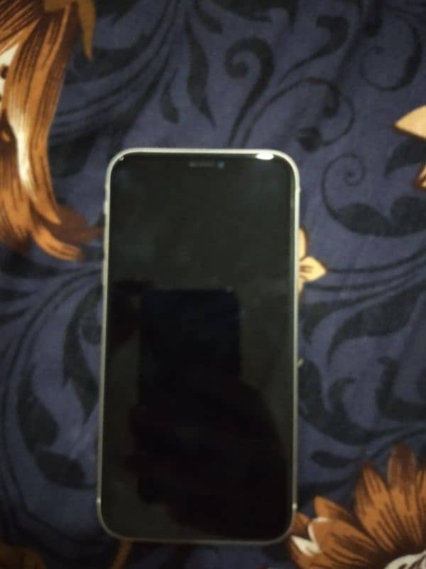 Apple iphone 11 LLA model read add 5