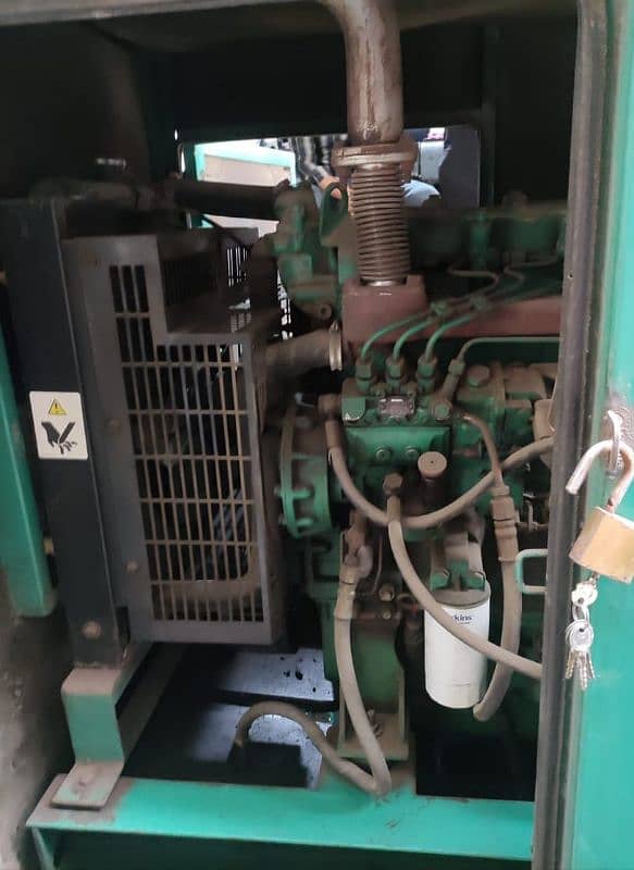 perkins diesel generator 4