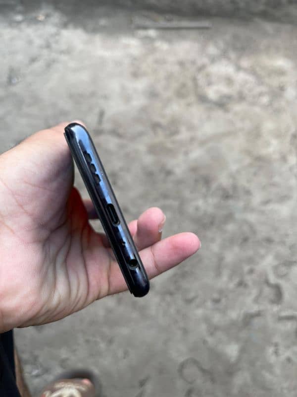 oppo reno 6 4g black colour 8