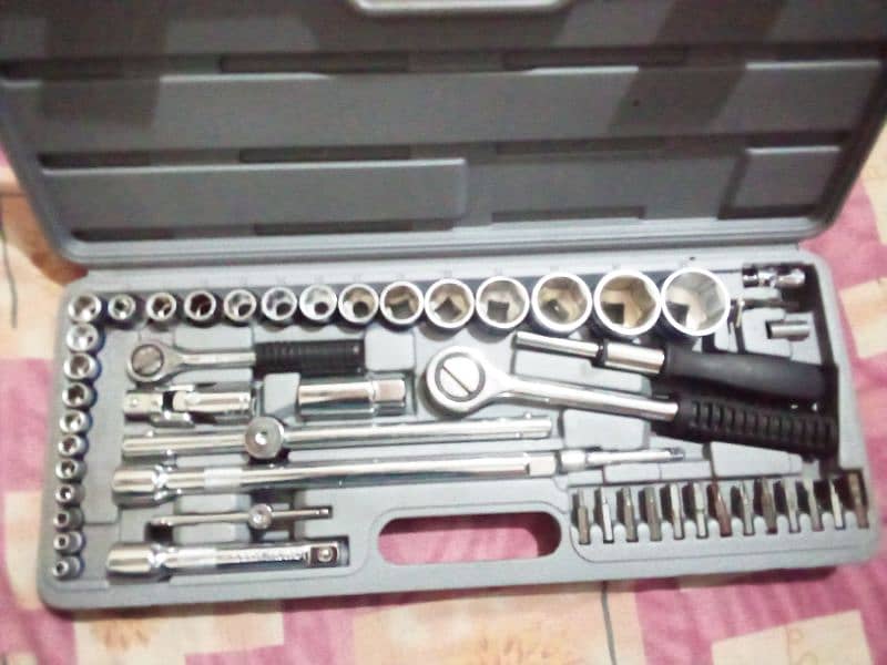 Tools box 4