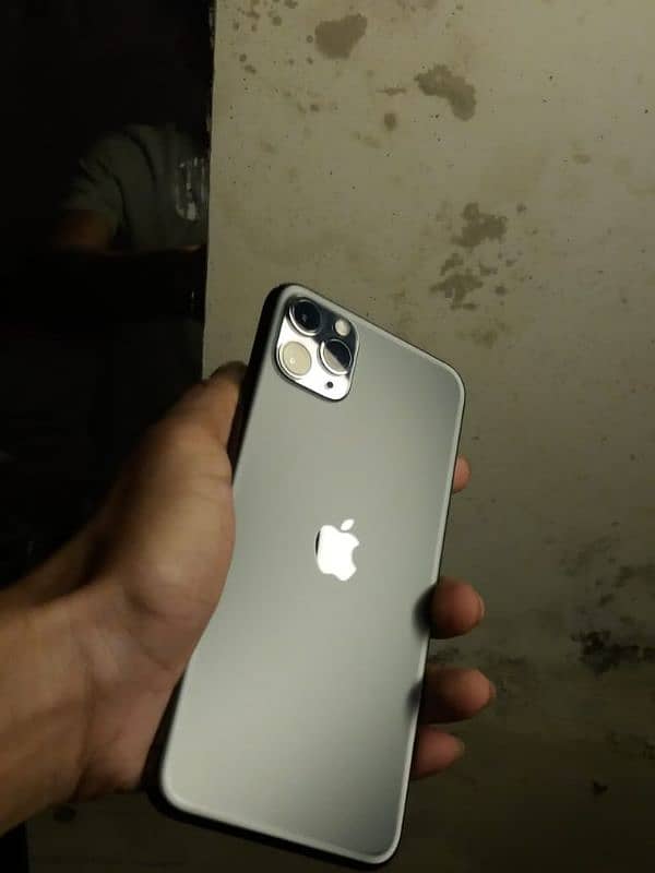 Iphone 11 pro max 0