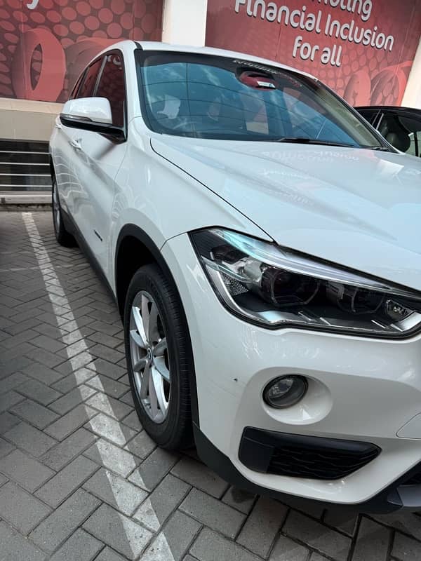 BMW X1 2017 12