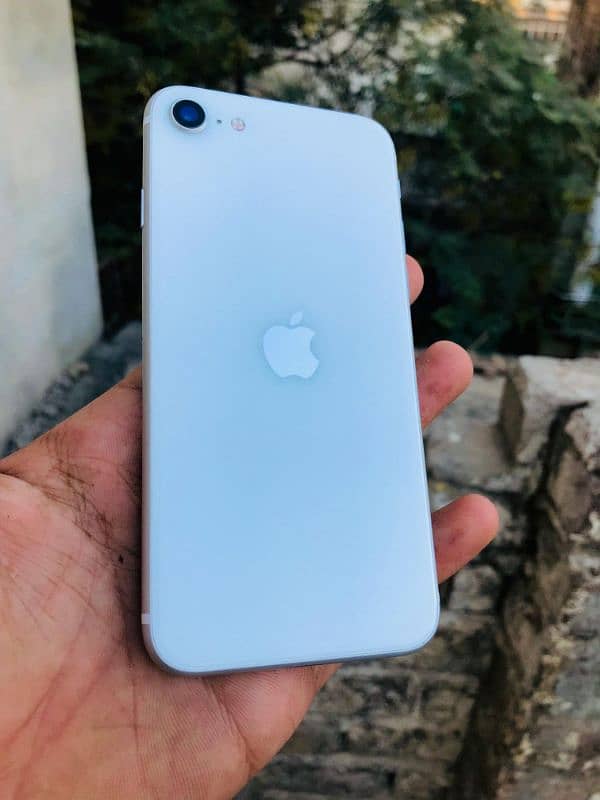 i need cash water pack I phone se2020 version 18.1all ok 10.10 non pta 1