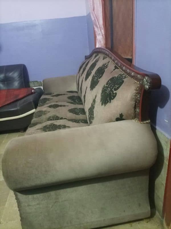 Sofa set 5 seater 9