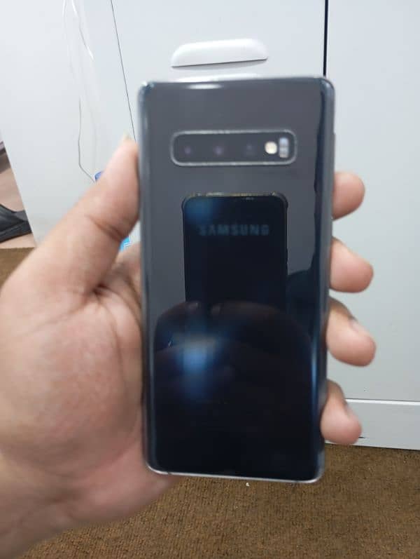 Samsung Galaxy S10 8/512 4