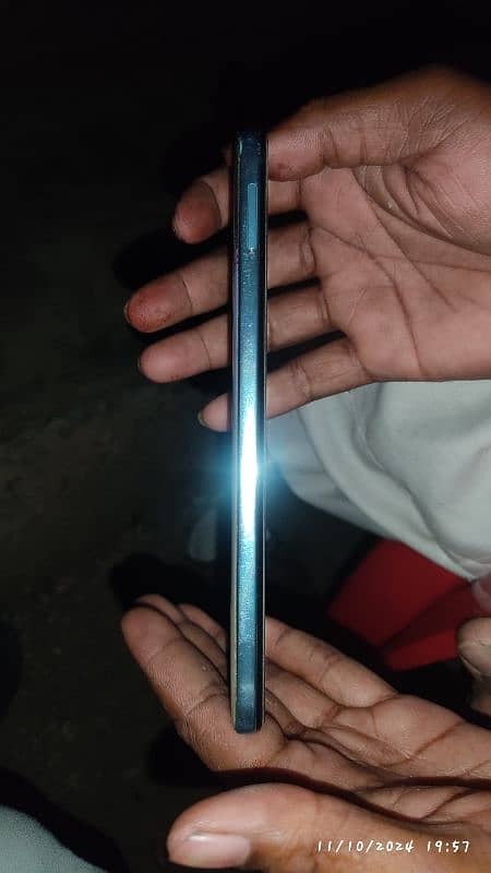 redmi note 11. urgent sell 4