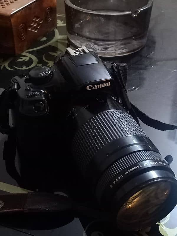 Canon 1300 D with Extra Lense 5