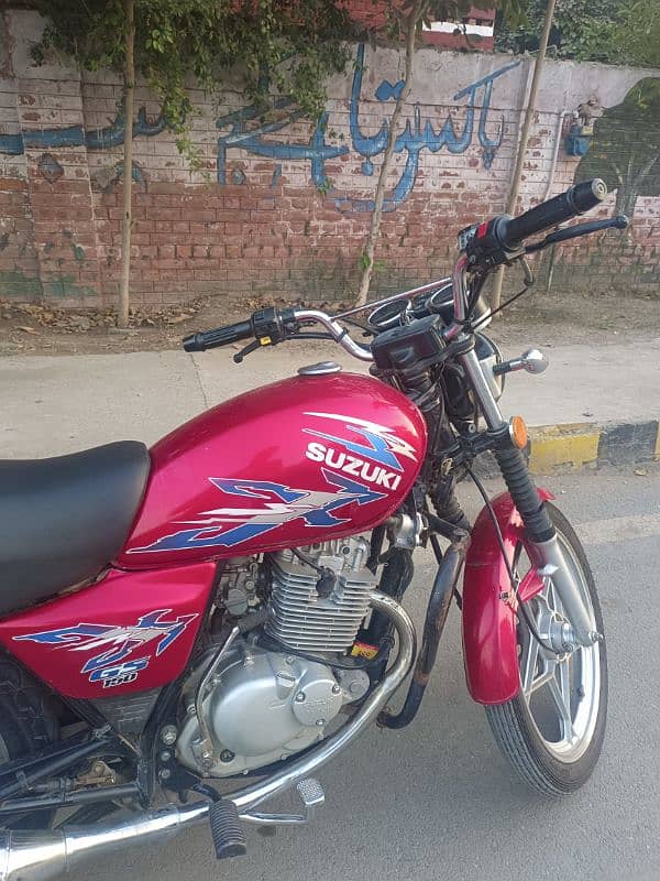 Suzuki GS150SE Like New Condition 1