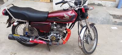 Honda CG-125 Bike