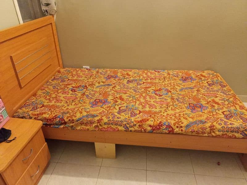 single bed 0