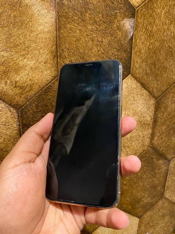 iphone 11 pro pta approved 5